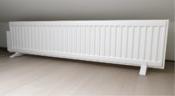 Oliegevulde radiator 138x30 cm