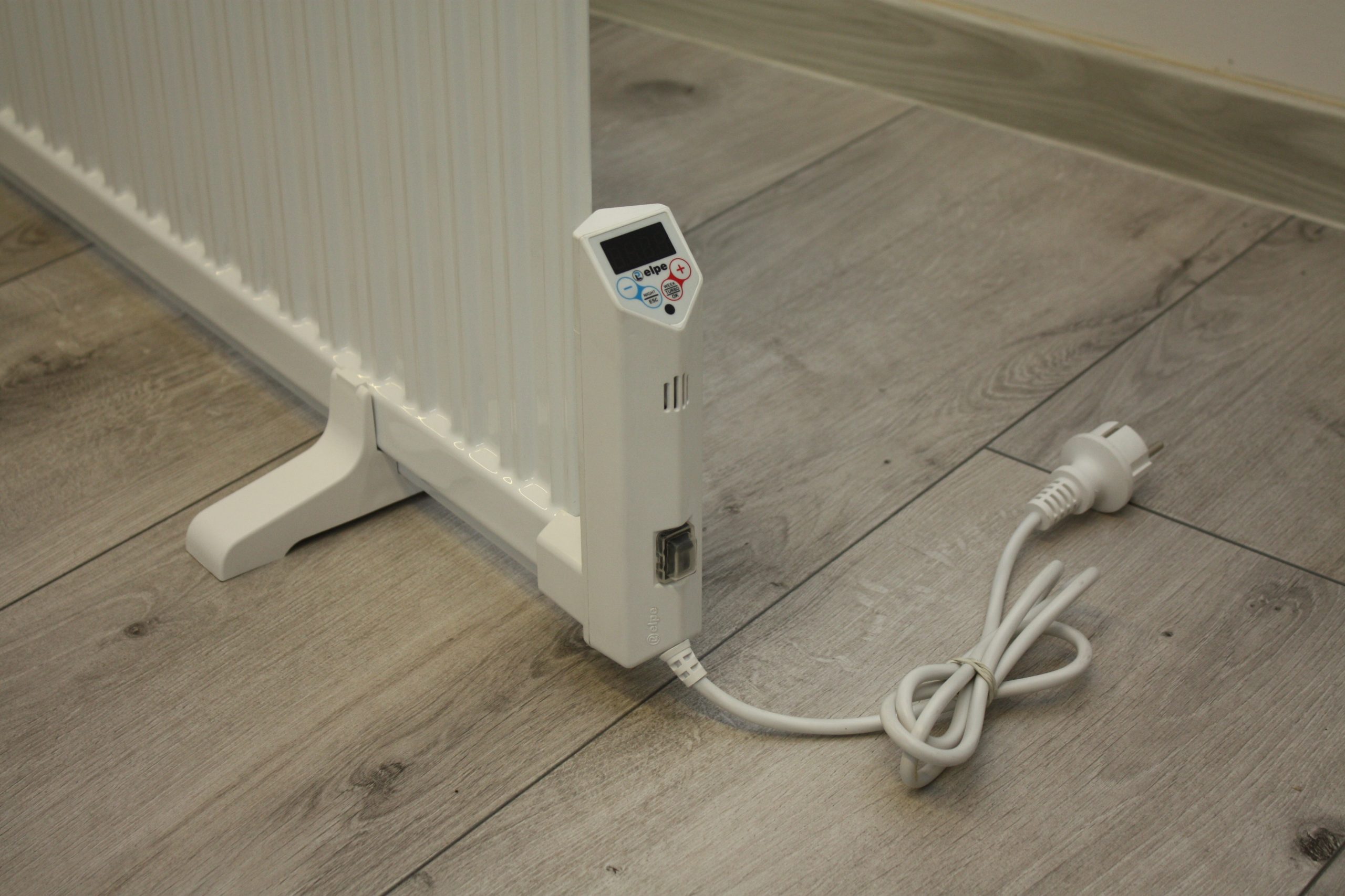 Elektrische oliegevulde radiator 1800 w, 114x50 cm, WiFi - Afbeelding 3